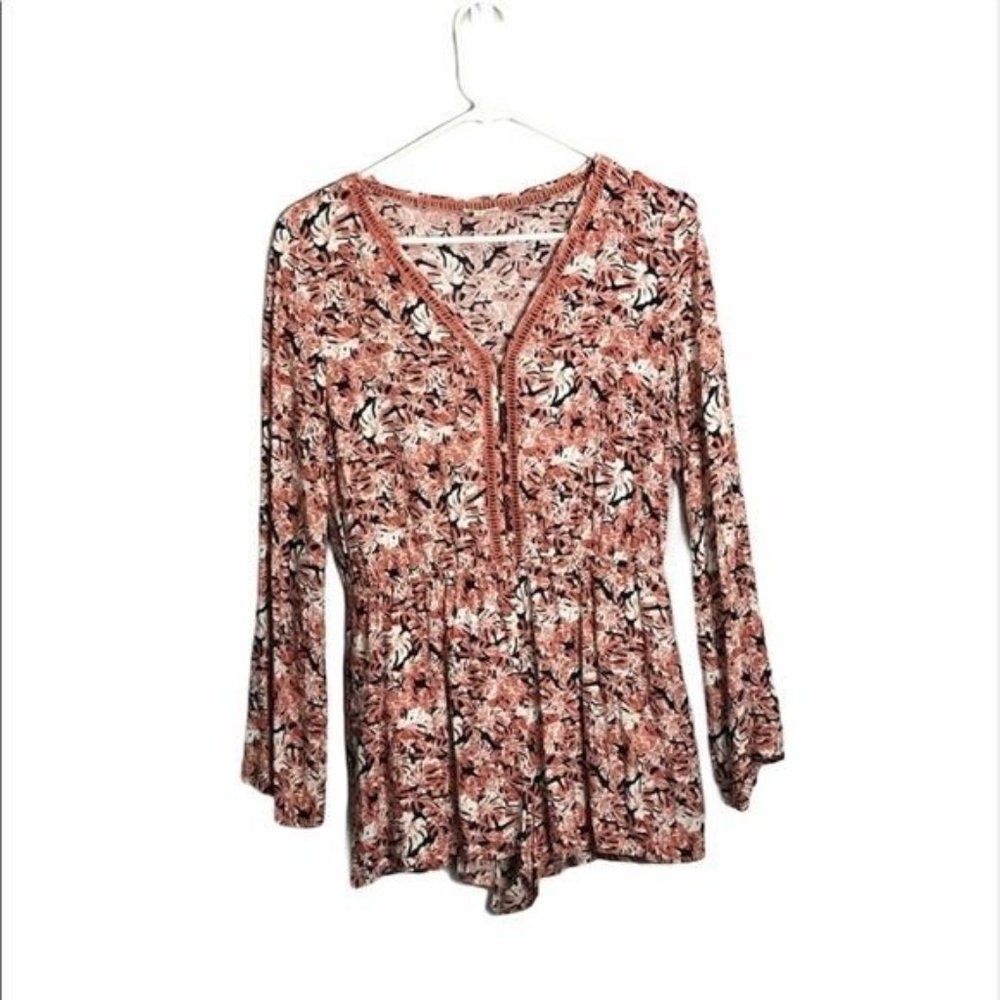 En Creme Romper Medium Printed Long Sleeve V- neck